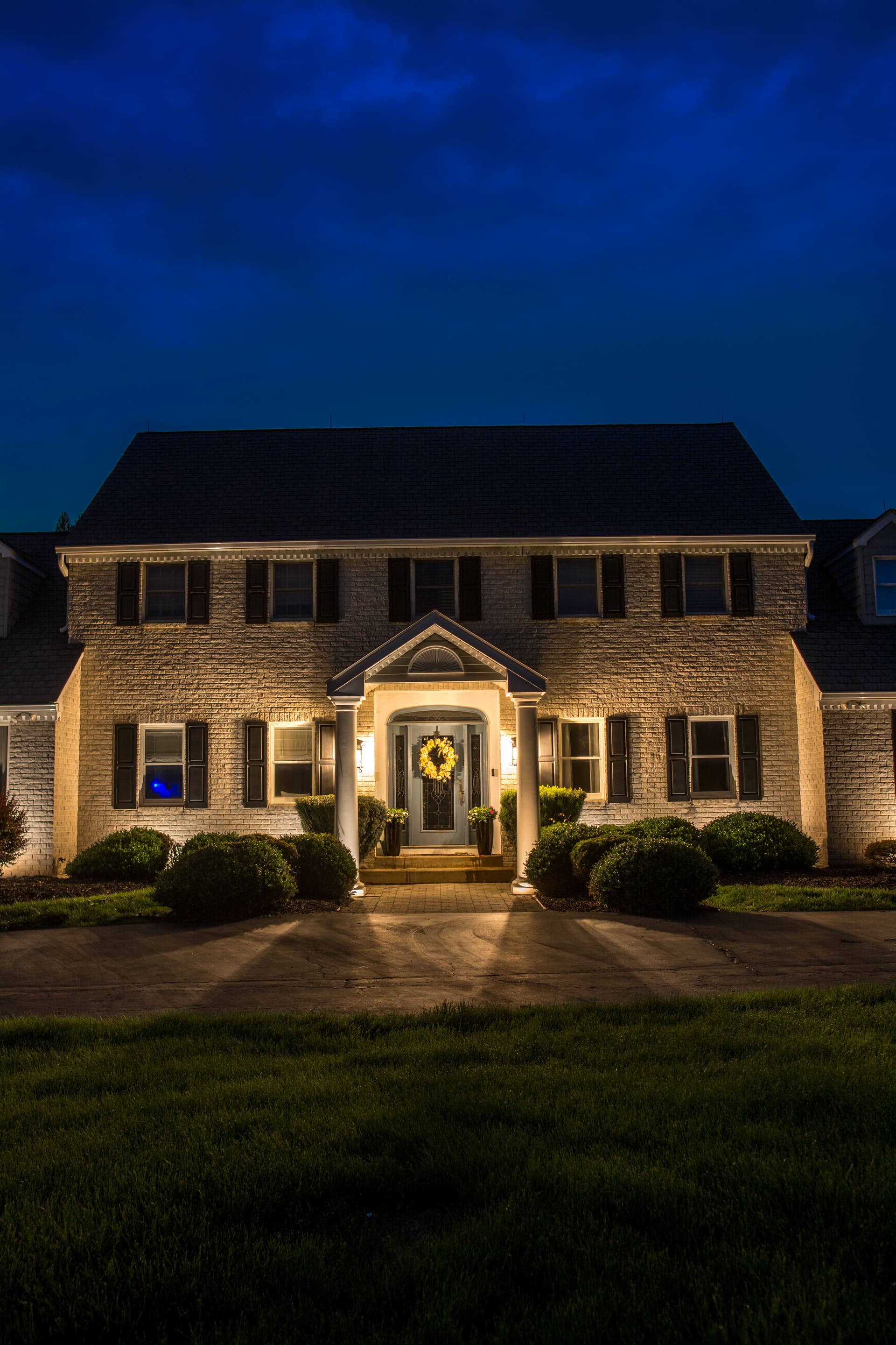 Gallery photos for Transforming Saucon Valley Homes with Stunning Outdoor Lighting: Image #3