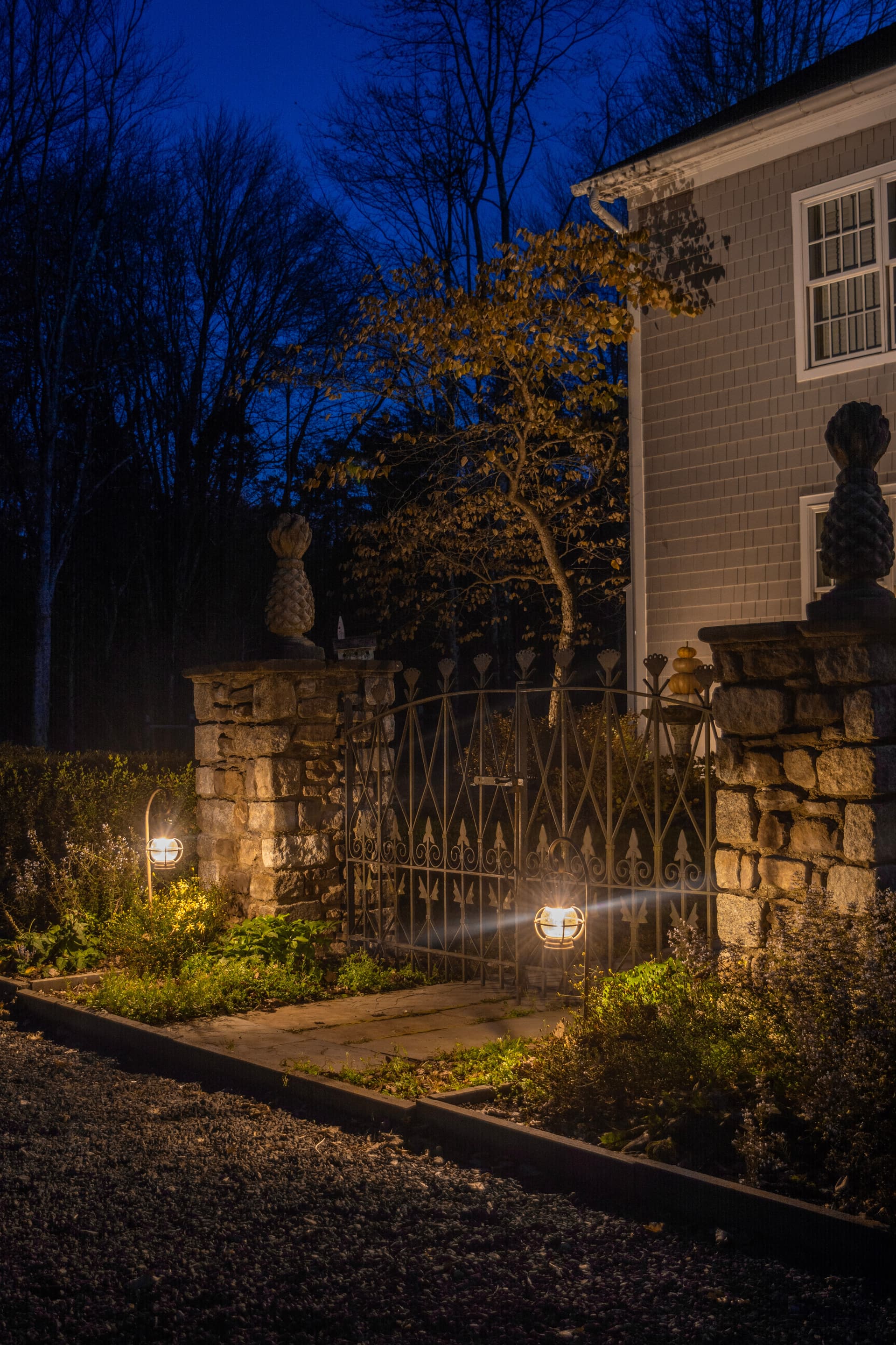 Gallery photos for Landscape Lighting in Pipersville, PA: Image #2